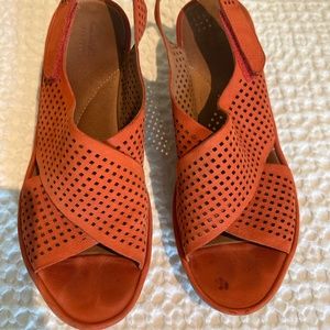 Clarks wedge sandals size 9.5